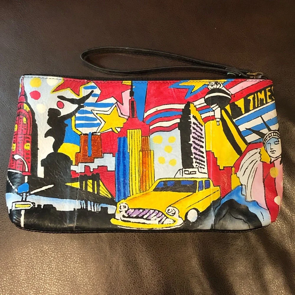 SHARIF 1827 ARTISTIC EXPRESSIONS NYC Statue Of Liberty Taxi Hand-painted Clutch